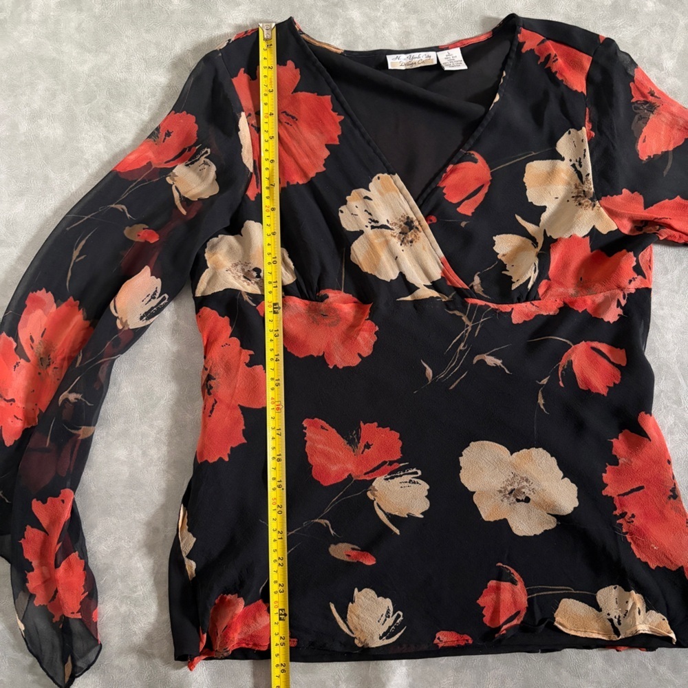 Vintage 100% silk black floral whimsigoth mesh long sleeve top - Picture 12 of 12